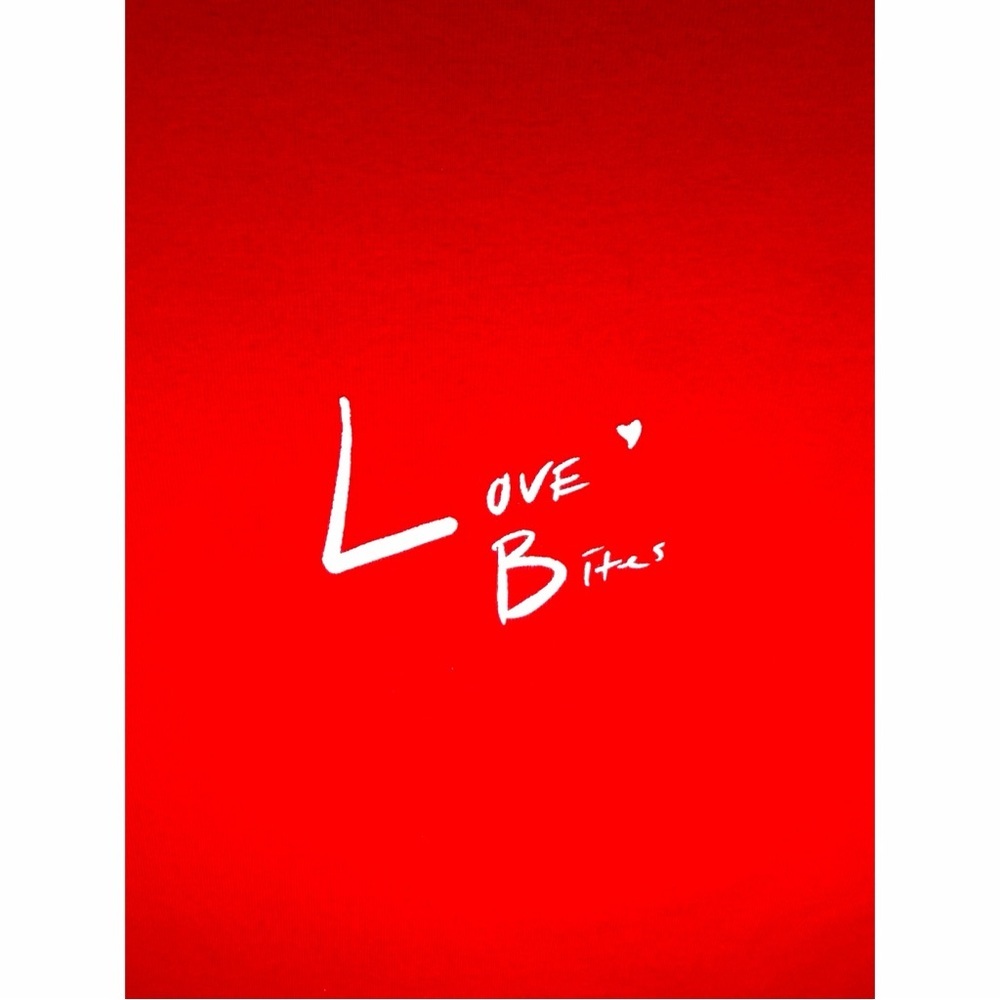 Lioness Love Bites Red Cropped Long Sleeve Top Valentine Heart Graphic M - Picture 4 of 7